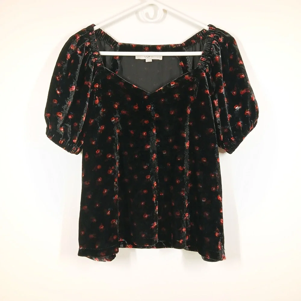 LOFT Blouse Women Petite Medium Black Velvet Floral Puff Sleeve Romantic